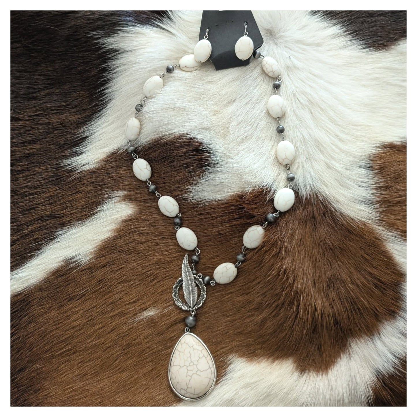 Slider Toggle Necklace Earring Set