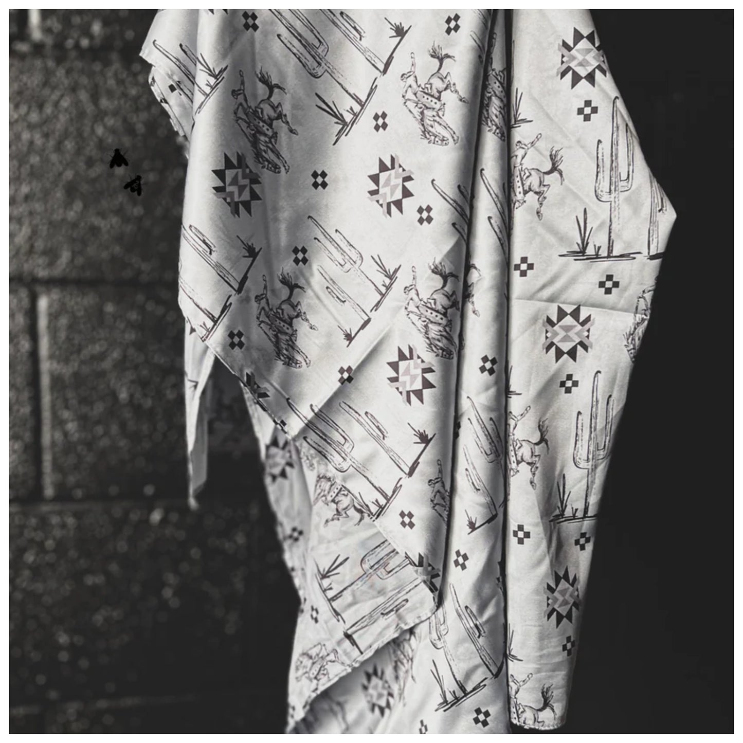 Let Er Buck Wild Rag