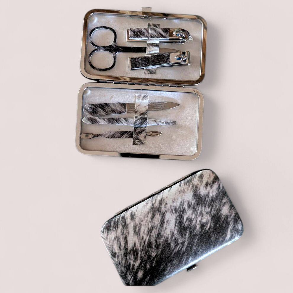 On The Range Manicure Set