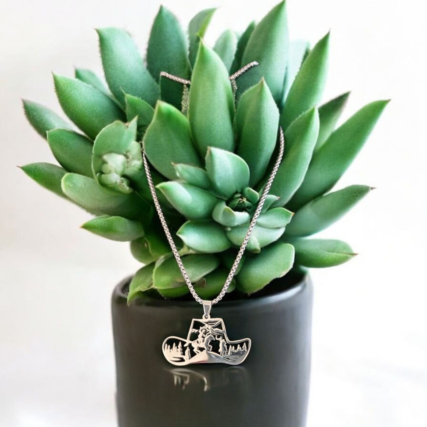 Roping The Wind Necklace