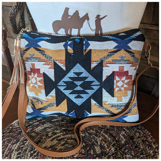 Cimarron Crossbody/Wristlet